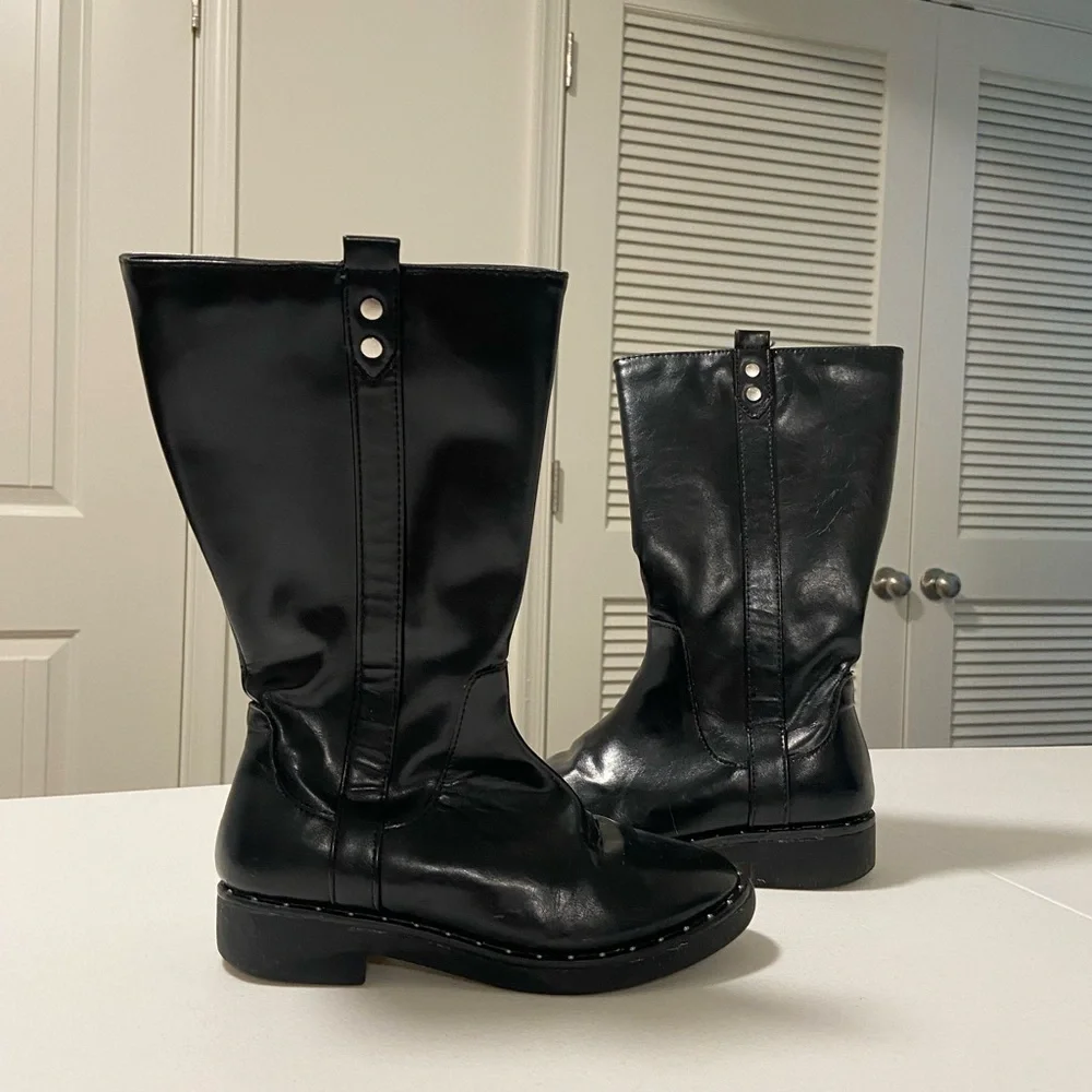 Wonder Nation‎ girl’s studded fashion riding boots — size 2